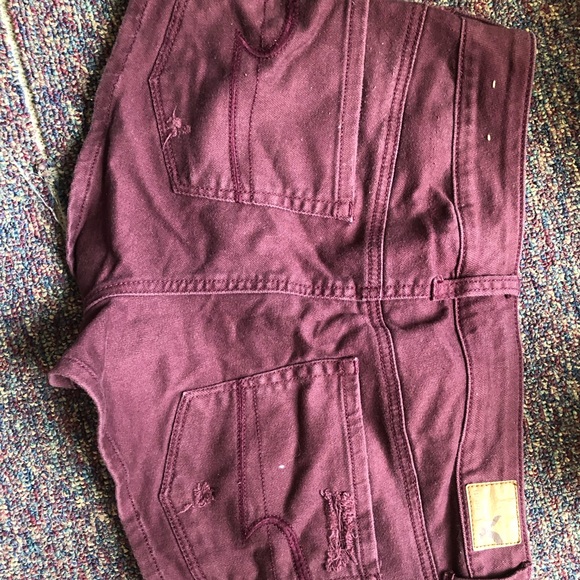 American Eagle Shortie Shorts - Picture 2 of 3
